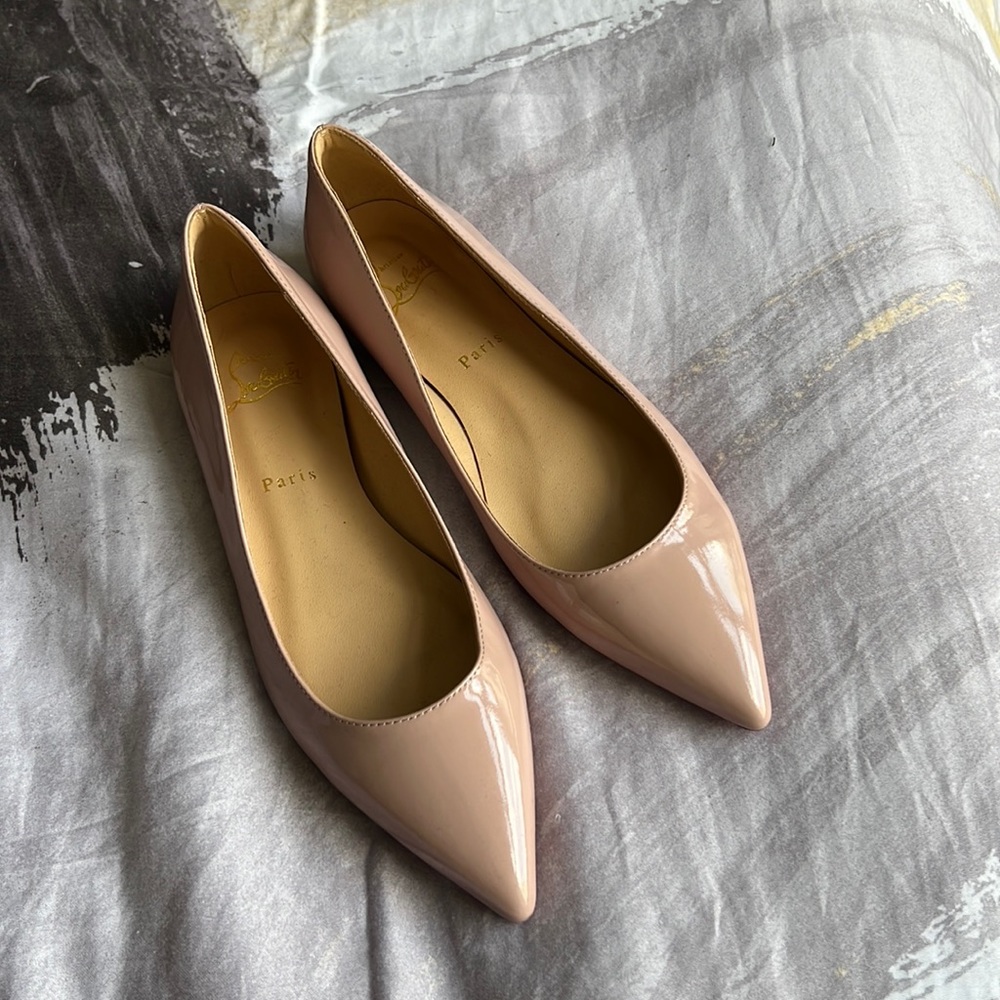 Christian Louboutins Flats